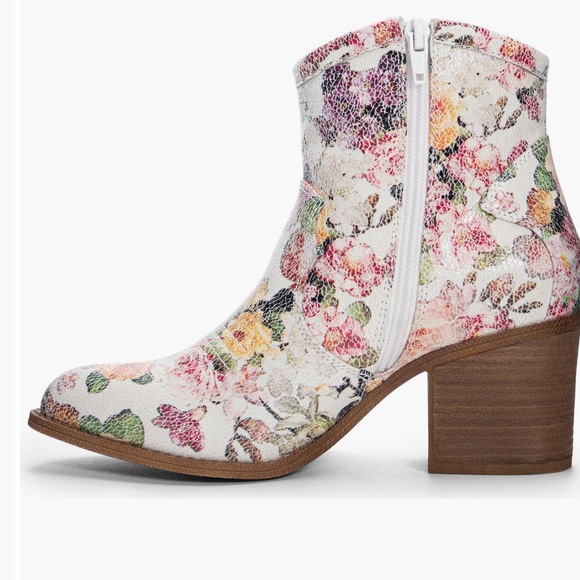 Floral Ankle Boots - 7.5 - Picture 10 of 13
